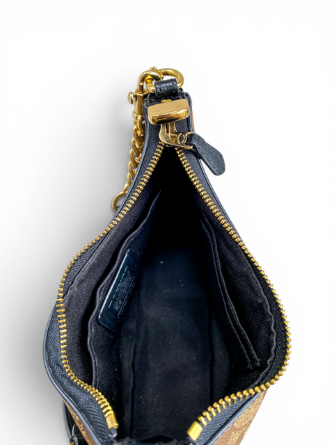 Bolso "Teri Shoulder Bag in Signature Canvas"
