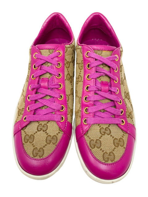 Tenis "GG Supreme Canvas Low Top Sneakers"