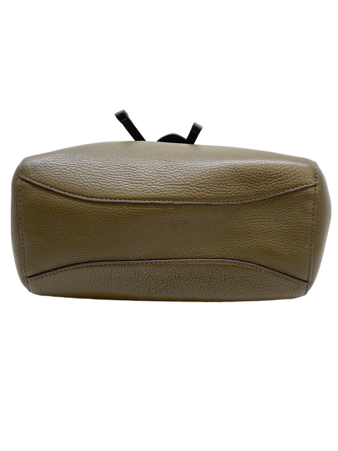 Morral "Pebble Leather Lennox Backpack"