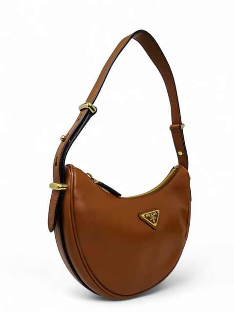Bolso "Calfskin Arque Shoulder Bag"