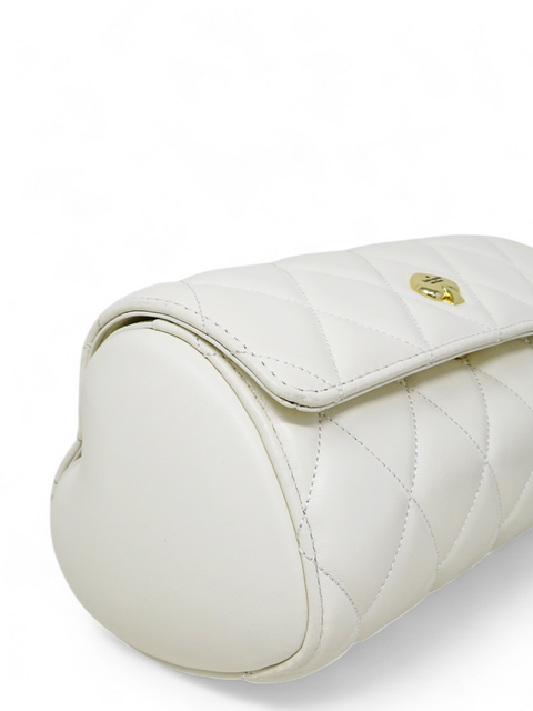 Bolso "Heart Barrel Quilted Crossbody"