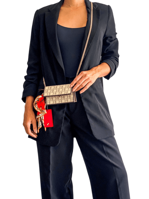 Bolso "Crossbody Wallet on Chain Caracas"