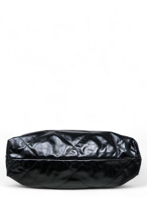 Bolso "Shiny Calfskin Quilted Small Chanel 22 Black"
