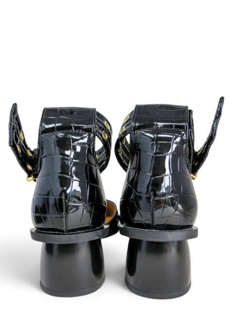 Tacones "Feminine Buckle Open Cut Pums"