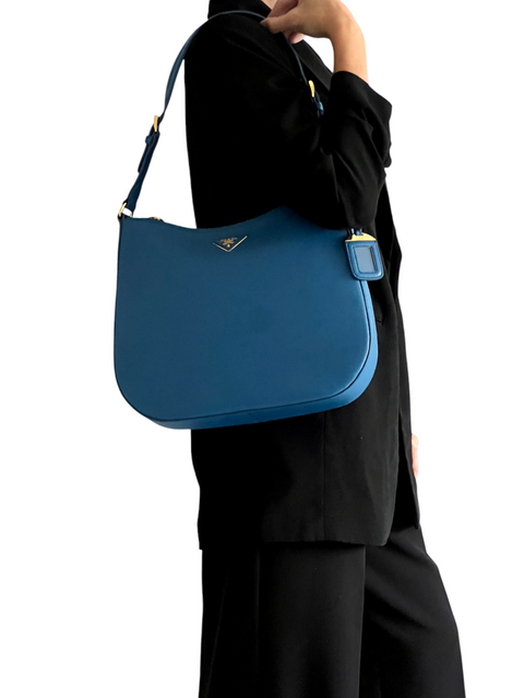 Bolso "Saffiano Lux Leather Shoulder Bag"