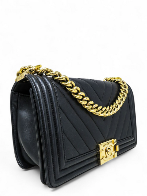 Bolso "Lambskin Chevron Quilted Medium Boy Flap"
