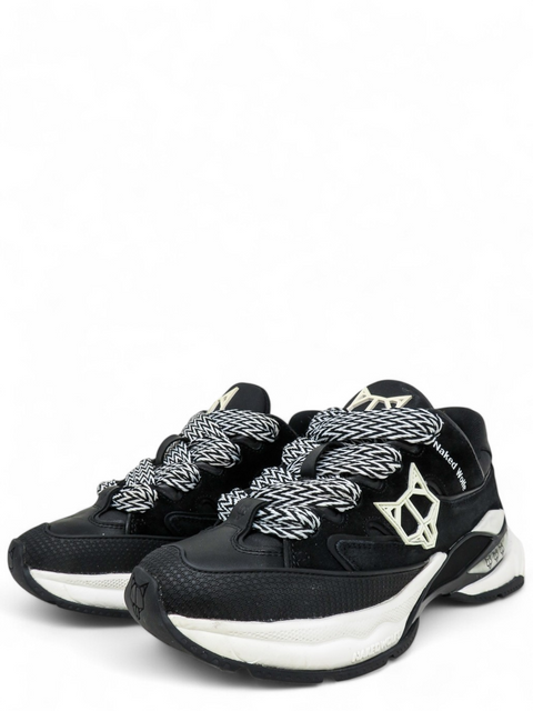 Tenis "Freeway Black Cow Suede"