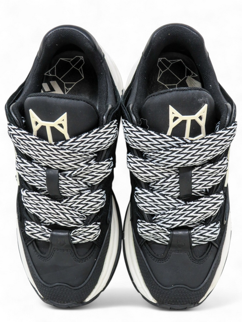 Tenis "Freeway Black Cow Suede"