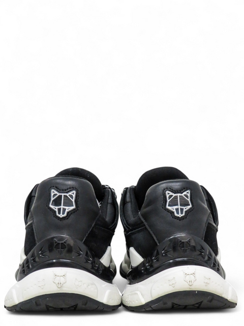 Tenis "Freeway Black Cow Suede"