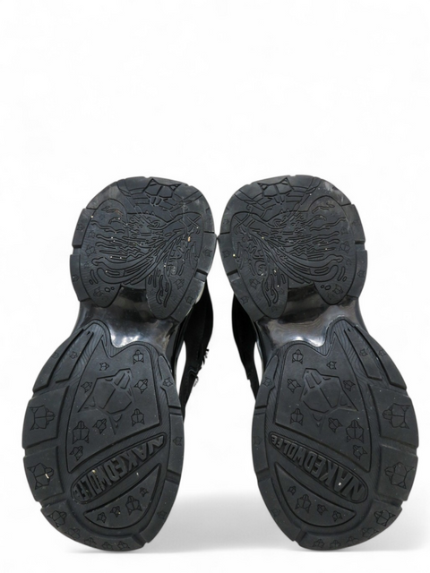 Tenis "Freeway Black Cow Suede"