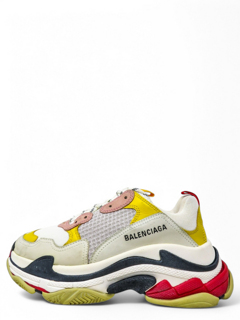 Tenis "Triple S"