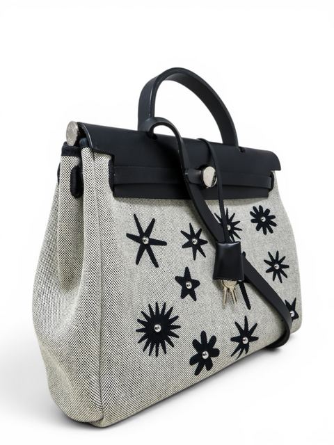 Bolso "Herbag Zip 31 Hobnailed Bag"