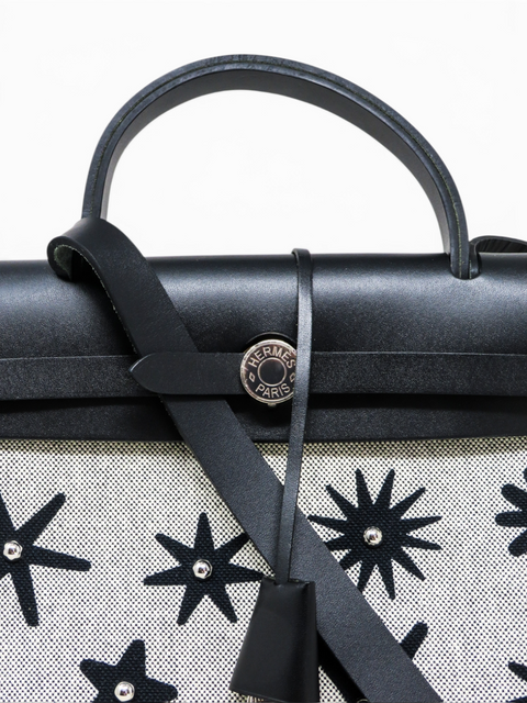 Bolso "Herbag Zip 31 Hobnailed Bag"