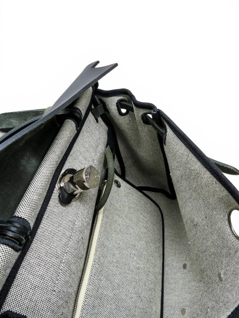 Bolso "Herbag Zip 31 Hobnailed Bag"