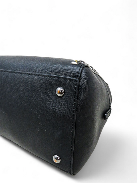 Bolso Negro