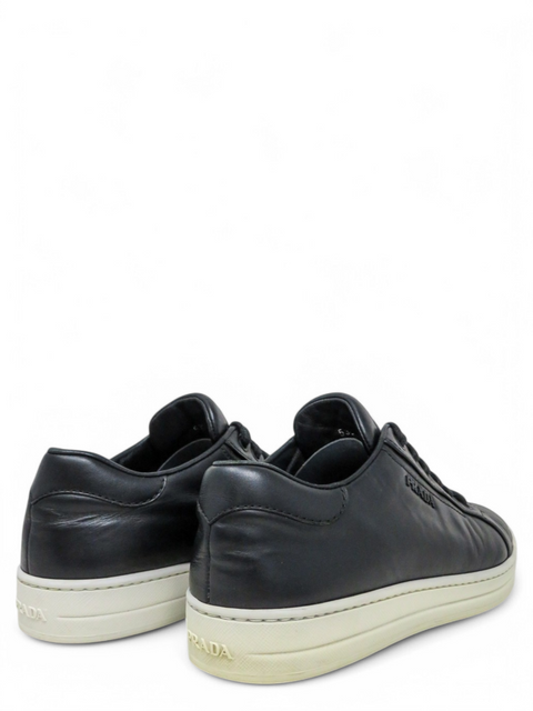 Tenis Negros