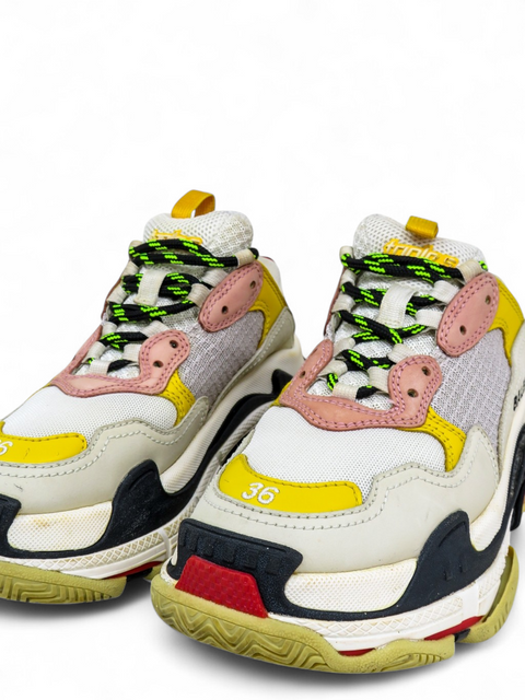 Tenis "Triple S Chunky Sneakers"