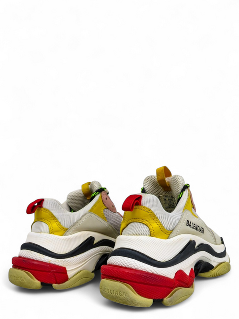 Tenis "Triple S Chunky Sneakers"