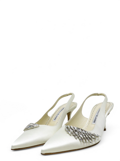 Tacones "Crystal Embellished Pumps"