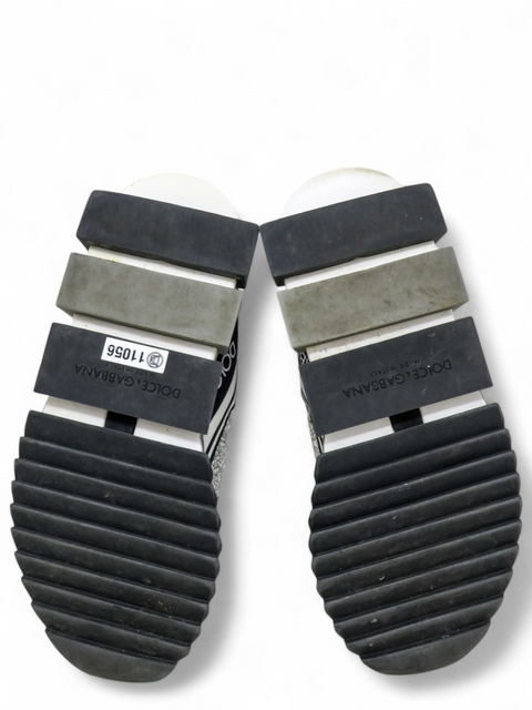 Tenis "Sorrento Embellished Sneakers"