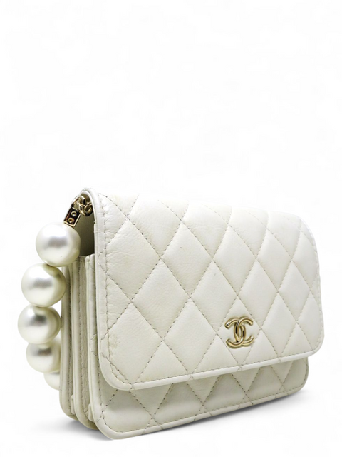 Bolso "Calfskin Quilted Mini Maxi Pearls Wallet On Chain WOC White"