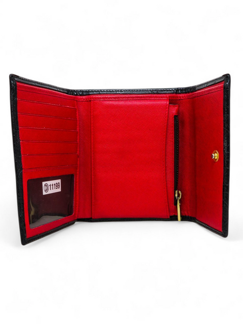 Billetera "Logo-Embossed Leather Wallet"