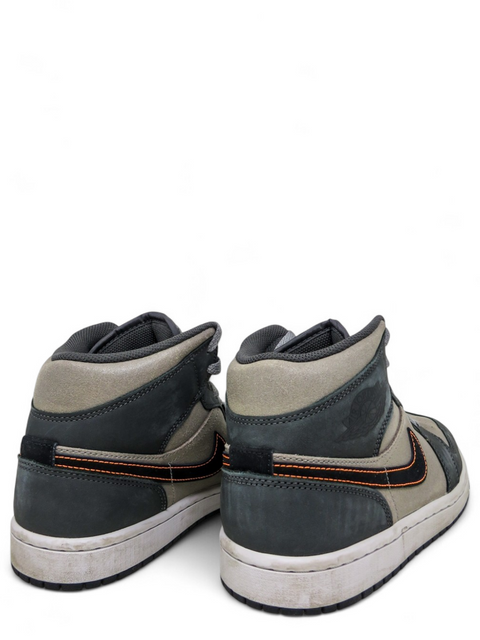 Tenis "Air Jordan 1 Mid SE"