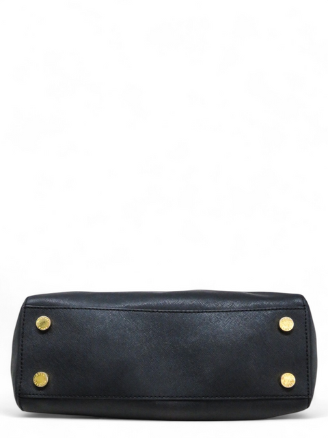 Bolso Negro