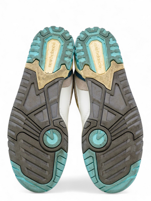 Tenis "550"