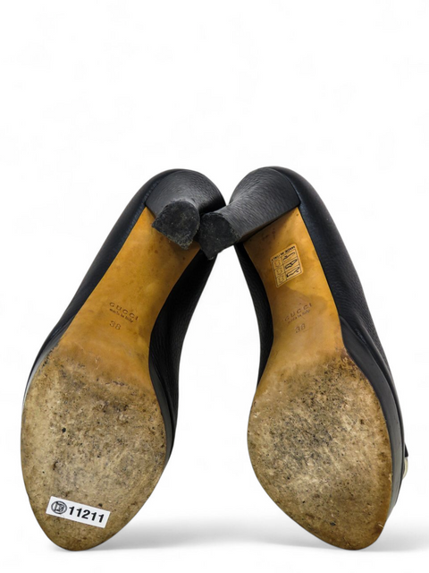 Tacones "Horsebit Accent Leather Pumps"