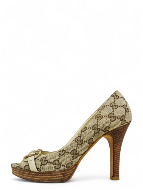 Tacones "Horsebit Pumps"