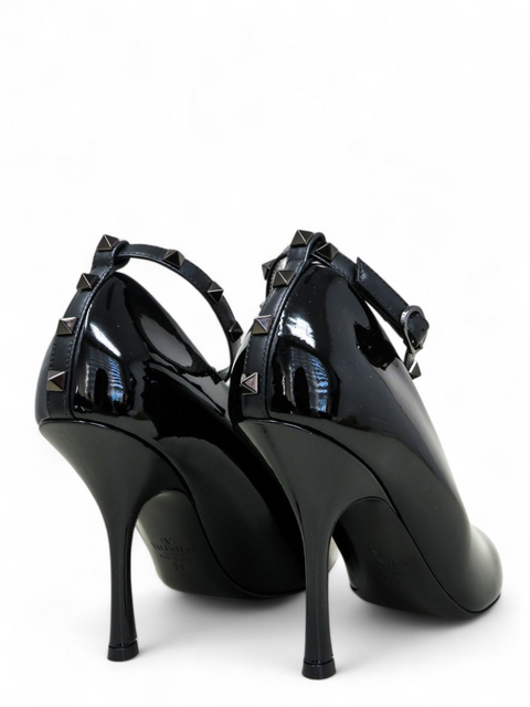 Tacones "Patent Leather T-Strap Pumps"