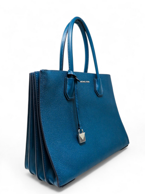 Bolso "Large Pebbled Leather Accordion Tote Bag"