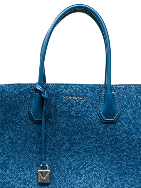 Bolso "Large Pebbled Leather Accordion Tote Bag"