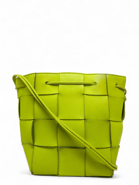 Bolso "Nappa Maxi Intrecciato Small Cassette Bucket Bag"