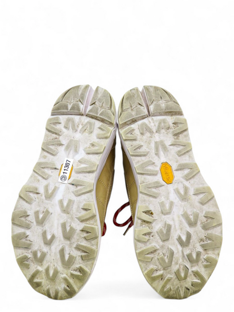 Tenis Beige