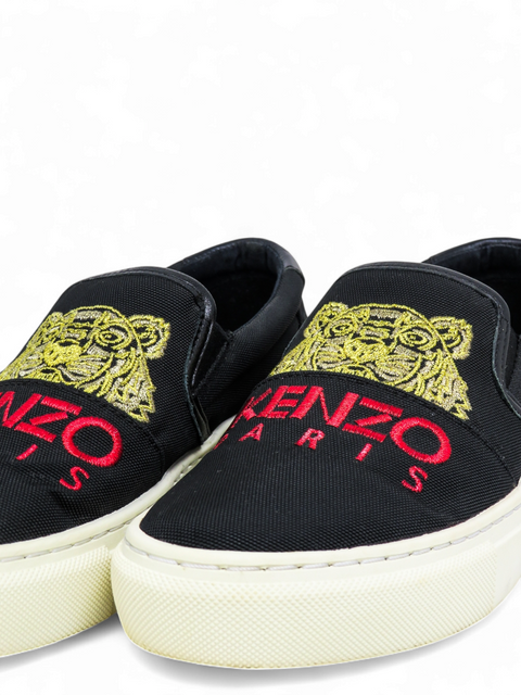 Slip-On Negros