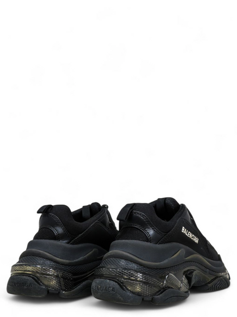 Tenis "Triple S Chunky Sneakers"