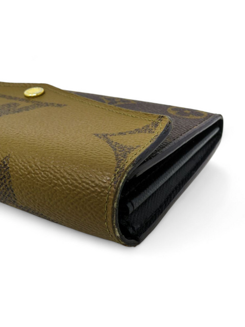 Billetera "Reverse Monogram Giant Sarah Wallet"