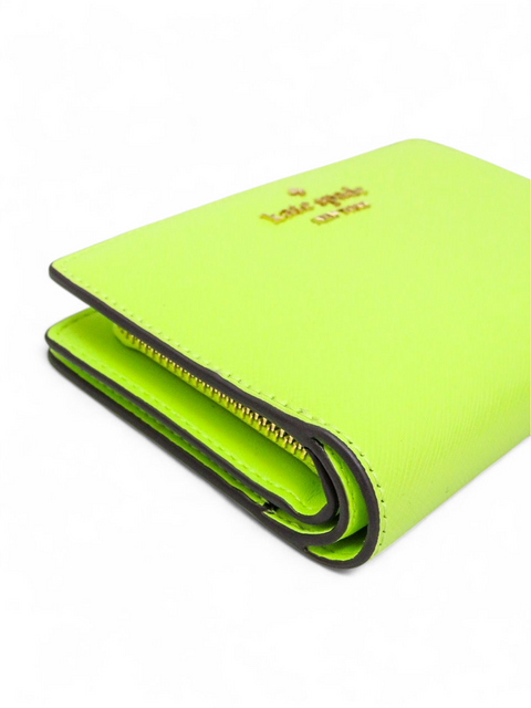 Billetera "Madison Saffiano Leather Medium"