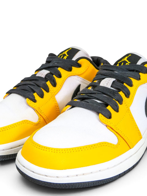Tenis "Air Jordan 1 Low University"