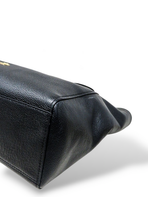 Bolsos "Turnlock Tote 27"