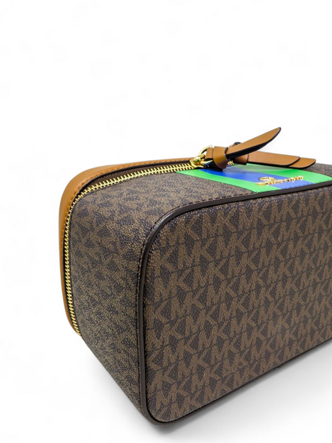 Cosmetiquera "Medium Logo Stripe Trunk Travel Case"