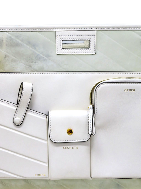 Bolso "Peekaboo with Pocket Defender"