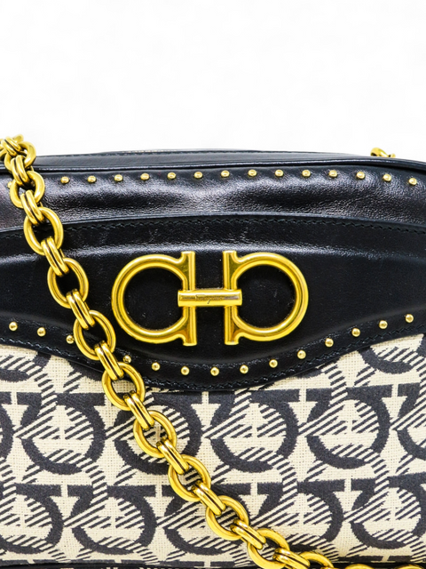 Bolso "Gancini Studded Jacquard Camera Bag"