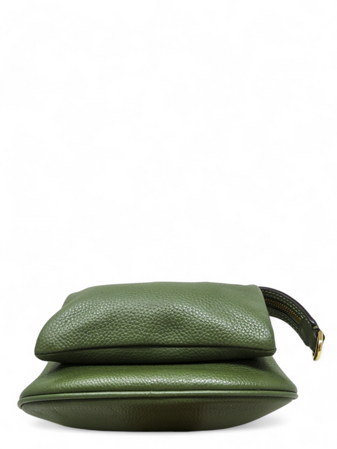 Riñonera "Slater Medium Pabbled Leather Sling Pack"
