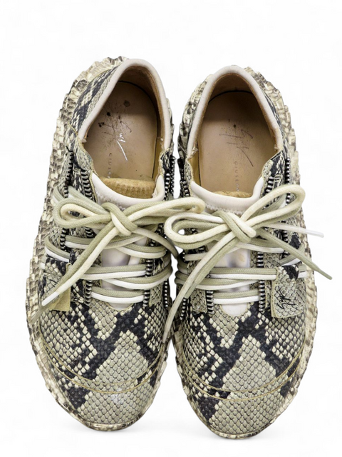 Tenis "Leather Animal Print Sneakers"