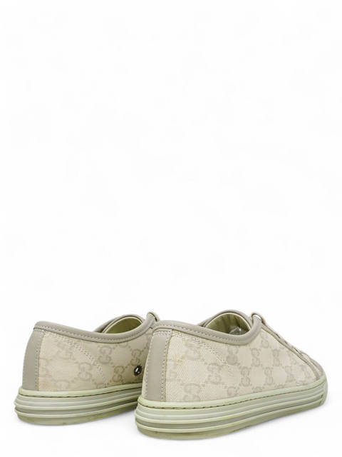 Tenis Grises