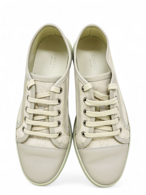 Tenis Grises