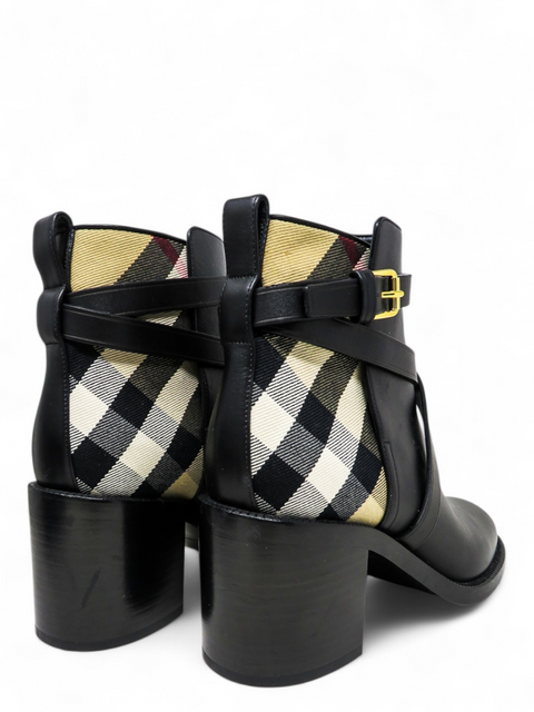 Botines "Check and Leather Heel Boots"